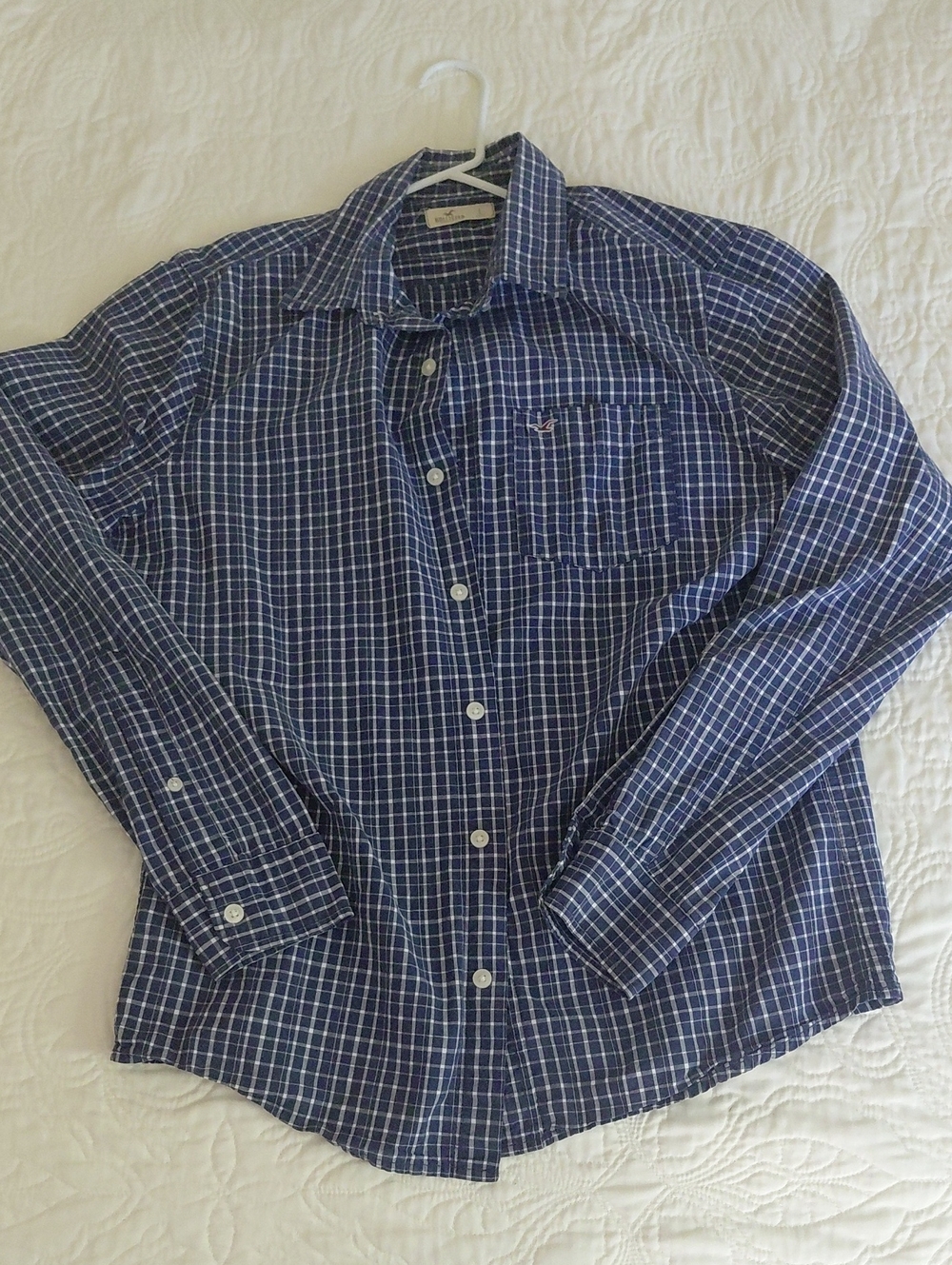 Hollister Men's Blue Plaid Button-Up Shirt